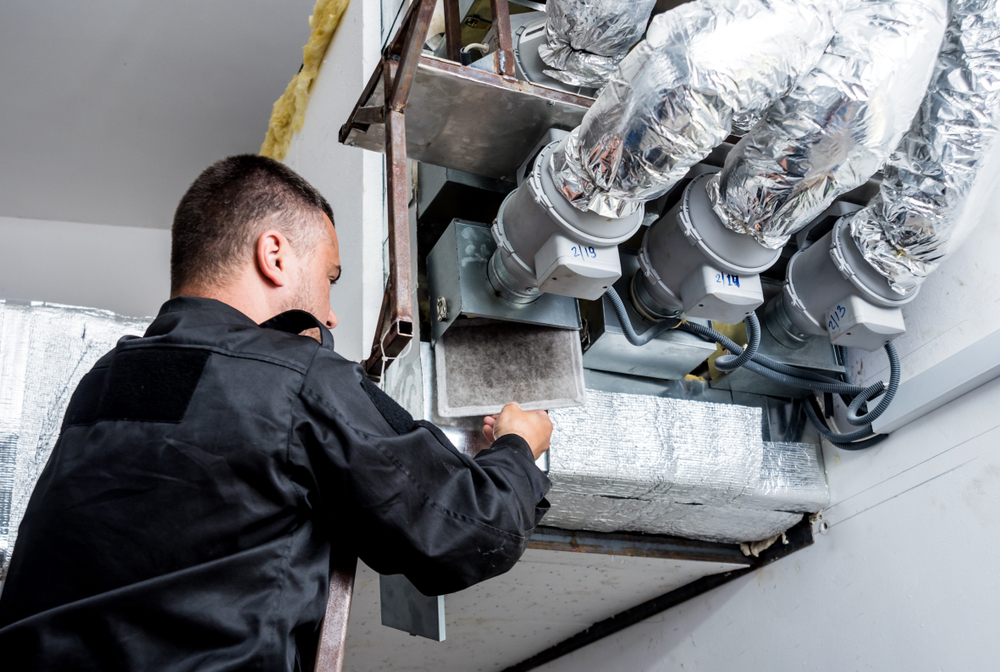 Air duct cleaning to help reduce dust around a Deerfield, IL, home