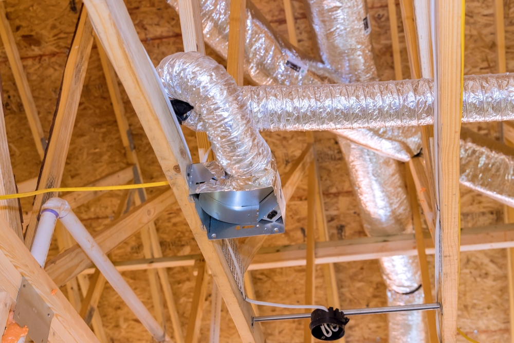 Difference between duct cleaning and duct treatment in Glenview, IL, homes